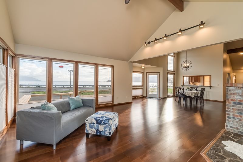 Lounge Renovation in Conroe, TX